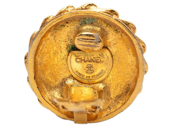 Orecchini a clip tondi Chanel Mademoiselle D'oro - vista 3