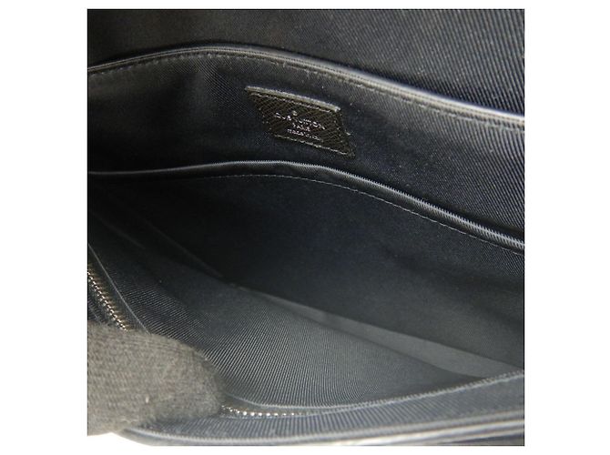 Borsa a Spalla Louis Vuitton Taiga Roman PM Nero - vista 5