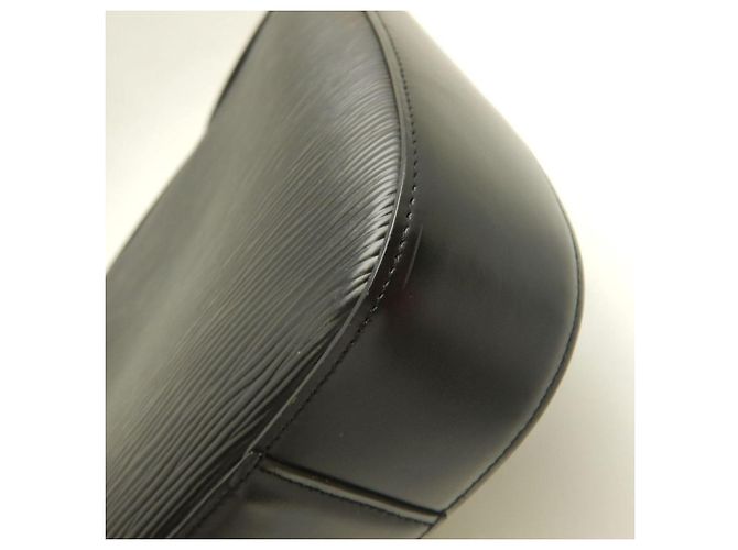 Borsa a Spalla Louis Vuitton Epi Rebri Nero - vista 14