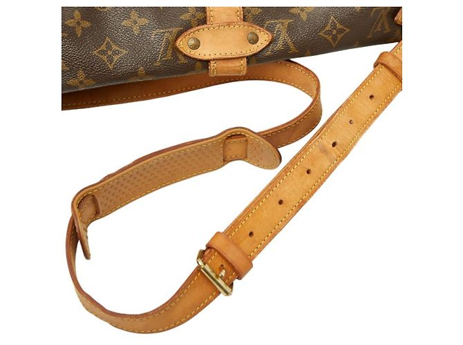 Bolsa de Ombro Louis Vuitton Monogram Saumur 35 Marrom - vista 14