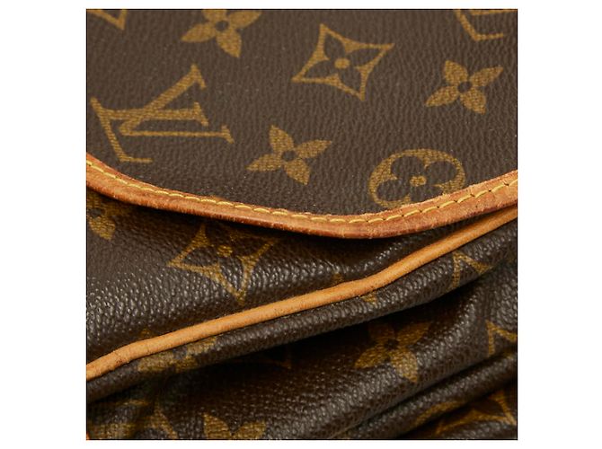 Bolsa de Ombro Louis Vuitton Monogram Saumur 35 Marrom - vista 8