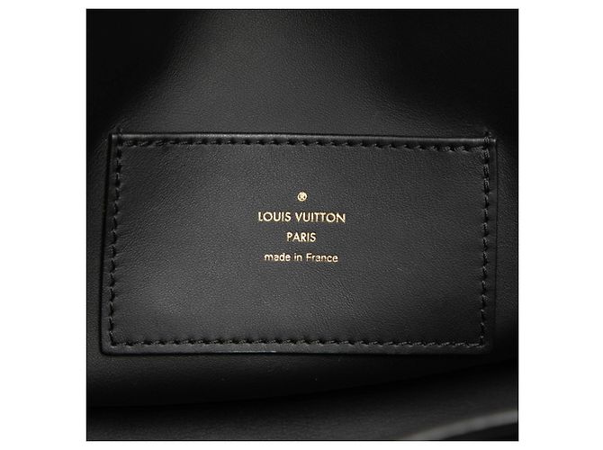 Borsa Louis Vuitton Capucines Souple GM Nero - vista 5