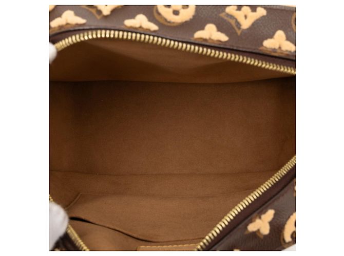Louis Vuitton Monogram Tuftage 3D Deauville Cube Handtasche Braun - Ansicht 4