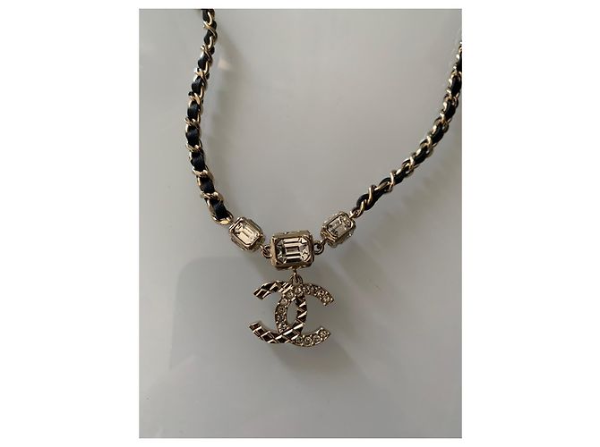 Collana Chanel CC con cristalli e pelle intrecciata Gold hardware - vista 5