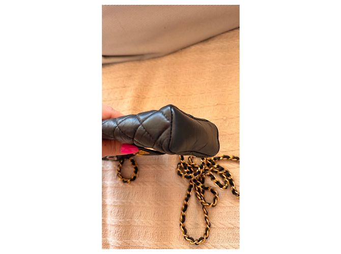 Chanel Borsa Flap in pelle trapuntata nera con charm Nero - vista 7