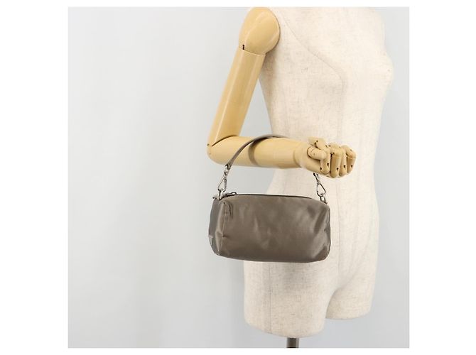 PRADA Handpouch aus Satin Grau Silber Authentisch 182660A Braun - Ansicht 21