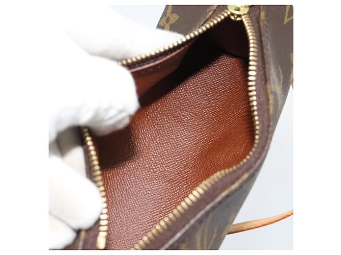LOUIS VUITTON Pochette Monogram Papillon LV Auth 184344V Monograma - vista 11
