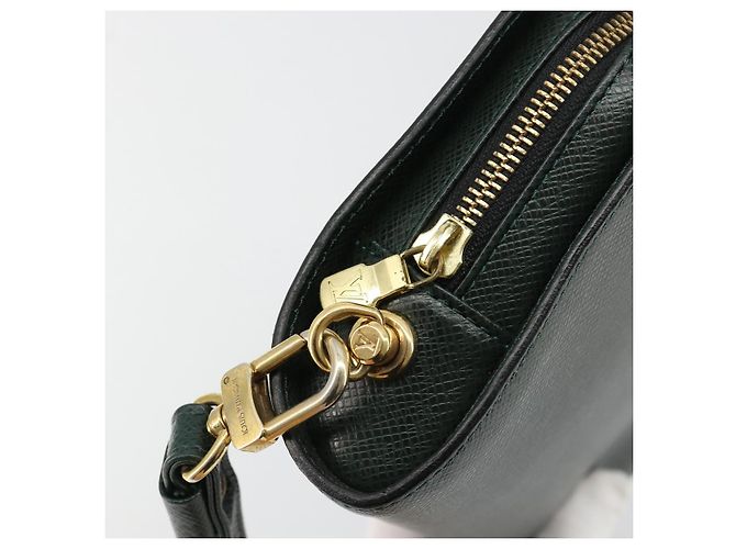 LOUIS VUITTON Clutch Taiga Baikal Epicea M30184 LV Auth ka4580 - vista 17