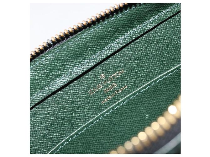 LOUIS VUITTON Clutch Taiga Baikal Epicea M30184 LV Auth ka4580 - vista 18
