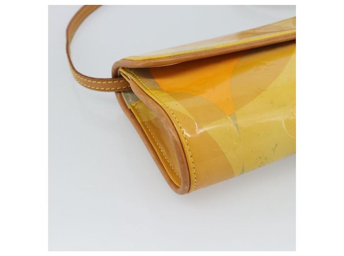 LOUIS VUITTON Monogram Vernis Pochette Fleur Bag Yellow M91118 LV Auth ka4561 Giallo - vista 15
