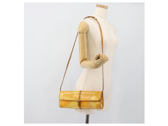 LOUIS VUITTON Monogram Vernis Pochette Fleur Bag Yellow M91118 LV Auth ka4561 Giallo - vista 22