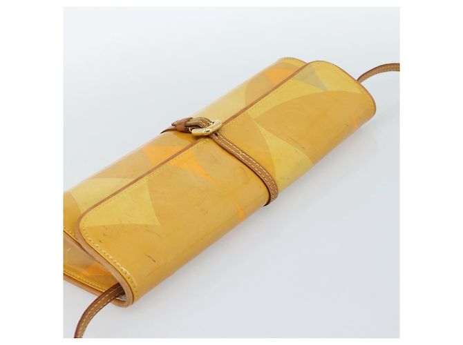 LOUIS VUITTON Monogram Vernis Pochette Fleur Bag Yellow M91118 LV Auth ka4561 Giallo - vista 6