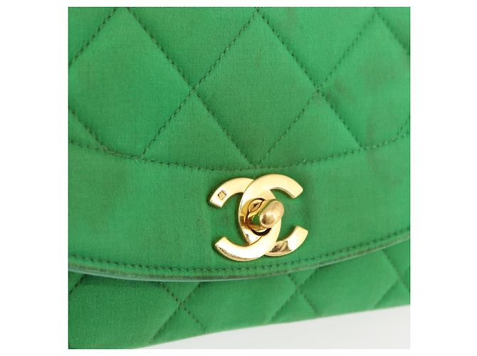 CHANEL Diana 23 Matelasse Chain Shoulder Bag Satin Green Gold CC Auth 181942SM D'oro Verde - vista 15
