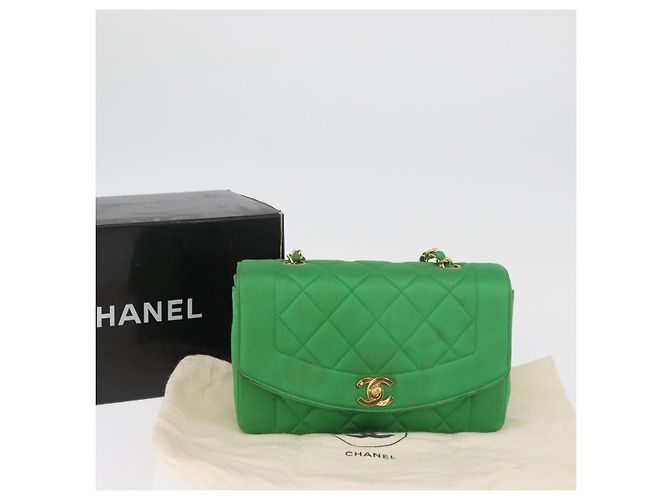 CHANEL Diana 23 Matelasse Chain Shoulder Bag Satin Green Gold CC Auth 181942SM D'oro Verde - vista 29