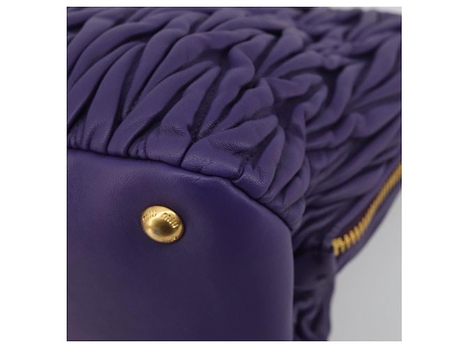 Bolso de mano Miu Miu Matelasse de cuero morado y oro Auth 183636V Dorado Púrpura - vista 15