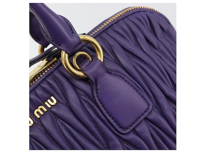 Bolso de mano Miu Miu Matelasse de cuero morado y oro Auth 183636V Dorado Púrpura - vista 17
