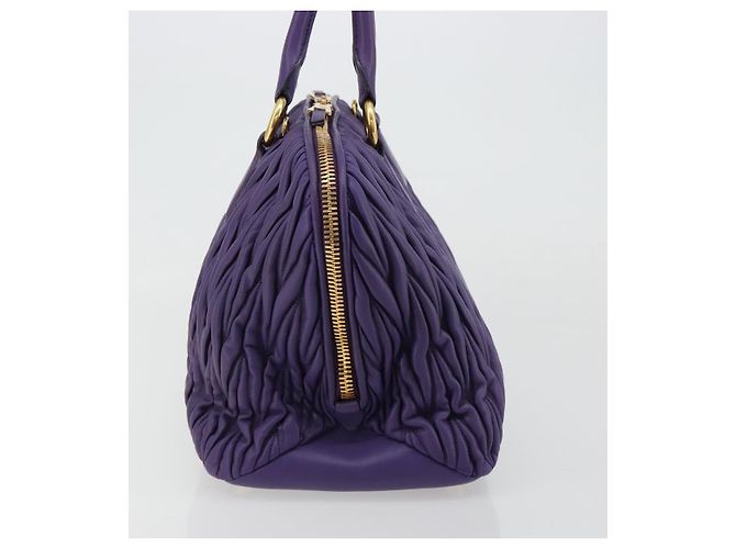 Bolso de mano Miu Miu Matelasse de cuero morado y oro Auth 183636V Dorado Púrpura - vista 3