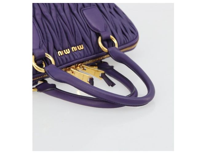 Bolso de mano Miu Miu Matelasse de cuero morado y oro Auth 183636V Dorado Púrpura - vista 7