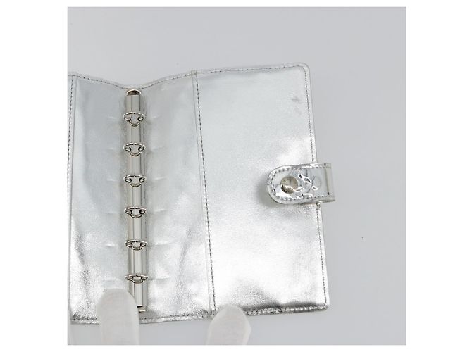 LOUIS VUITTON Monogram Miroir Agenda PM Planner Cover Silver R20963 Auth 180884A Plata - vista 19