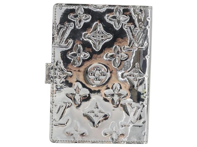 LOUIS VUITTON Monogram Miroir Agenda PM Planner Cover Silver R20963 Auth 180884A Plata - vista 2