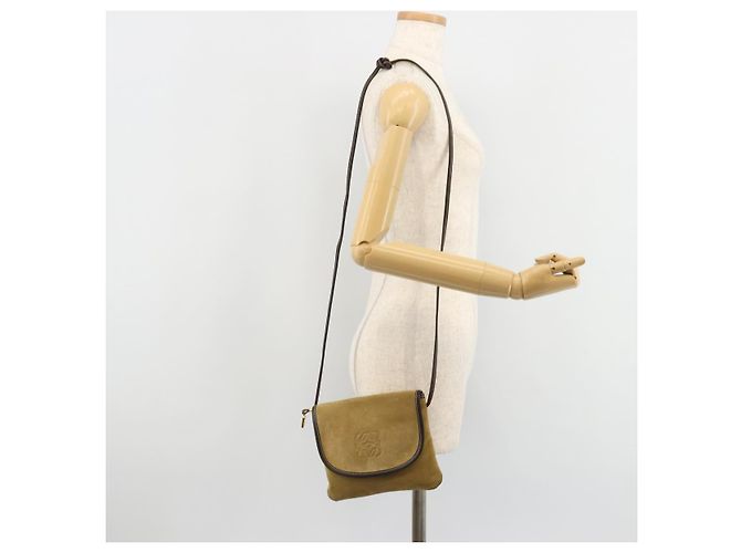 Borsa a tracolla LOEWE in scamosciato beige oro Auth ka4613A D'oro - vista 21