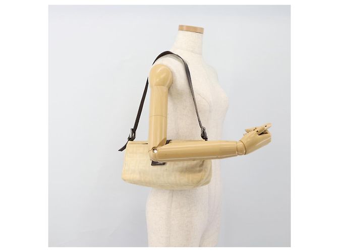 FENDI Zucca Canvas Mamma Baguette Shoulder Bag Beige Argento Autentica 184155 - vista 22