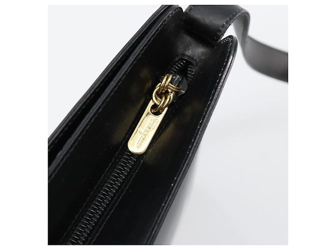 Borsa a tracolla Salvatore Ferragamo in pelle nera e oro Auth ka4575 Nero D'oro - vista 17