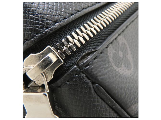 Borsa a tracolla Louis Vuitton Taigarama Nero - vista 12