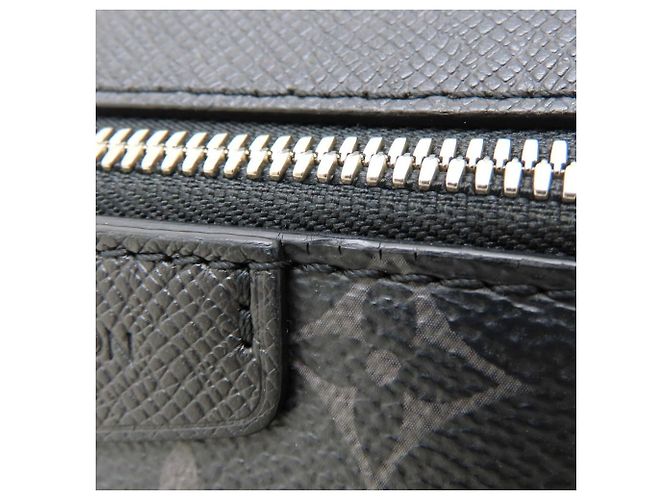 Borsa a tracolla Louis Vuitton Taigarama Nero - vista 14