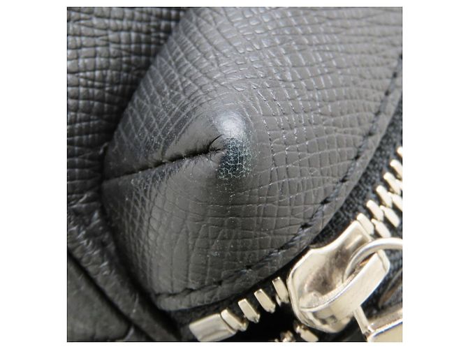 Borsa a tracolla Louis Vuitton Taigarama Nero - vista 17