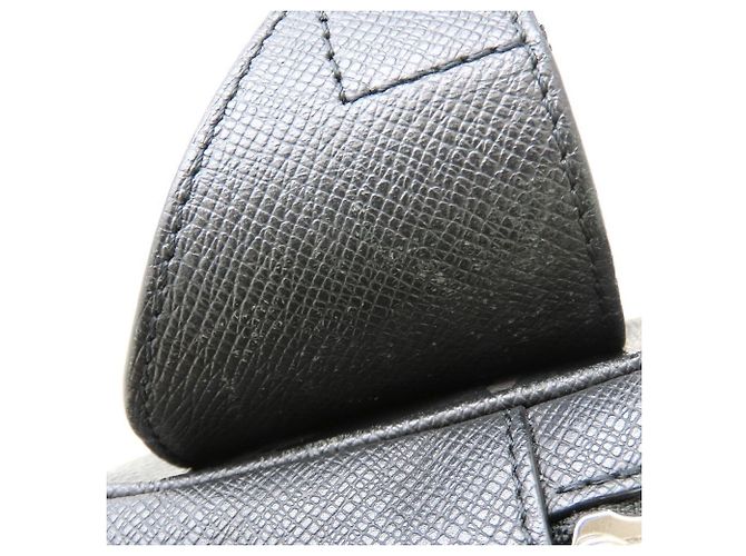 Borsa a tracolla Louis Vuitton Taigarama Nero - vista 27