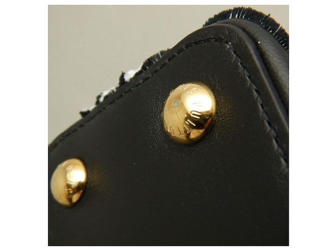 Borsa Louis Vuitton Monogram Flower Capucines BB Nero - vista 14