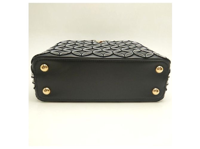 Borsa Louis Vuitton Monogram Flower Capucines BB Nero - vista 6