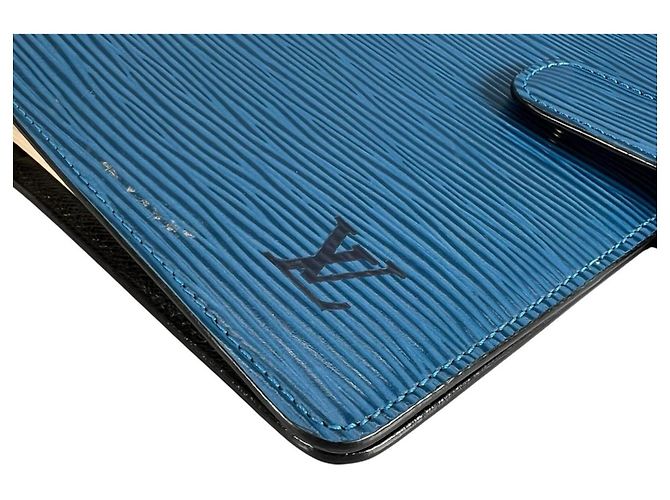 Louis Vuitton Epi Leather Agenda MM Notebook Cover in Toledo Blue - view 6