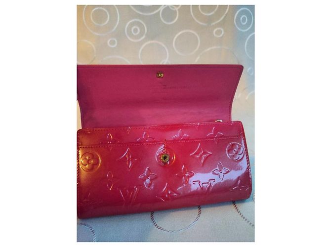 Louis Vuitton Monogram Vernis Porte-Valeurs Portafoglio Rosa Lampone - vista 3