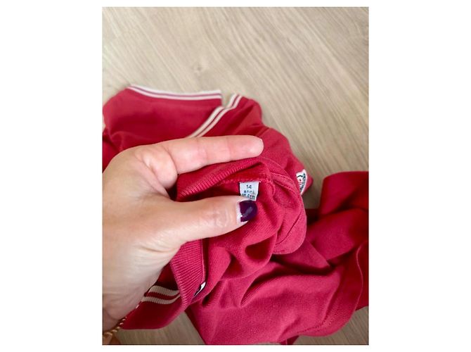 Moncler Polo rouge pour enfant avec rayures blanches - vue 3
