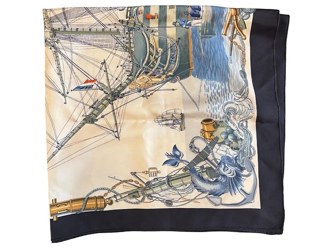 Pañuelo de seda Hermès - vista 4
