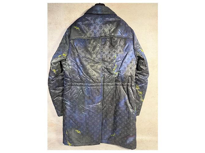 Louis Vuitton Parka Trapuntata Monogram Meteor Tie-Dye Marine/Giallo Multicolore Monogramma - vista 3