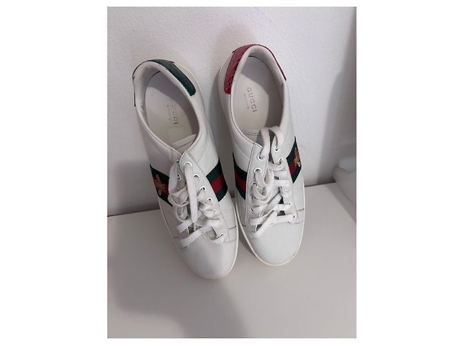 Gucci Ace Sneaker aus weißem Leder mit Biene Rot Grün - Ansicht 3
