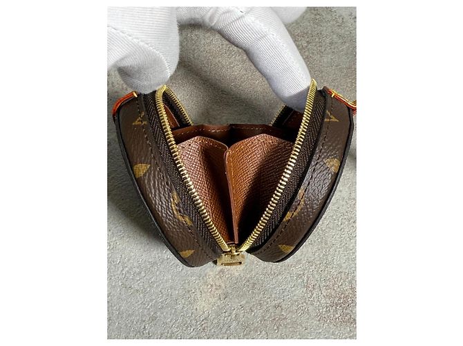 Louis Vuitton Round Case Monogram Portamonete Marrone Monogramma - vista 13