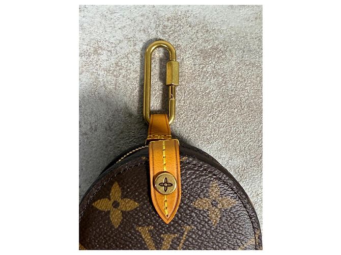 Louis Vuitton Round Case Monogram Portamonete Marrone Monogramma - vista 3