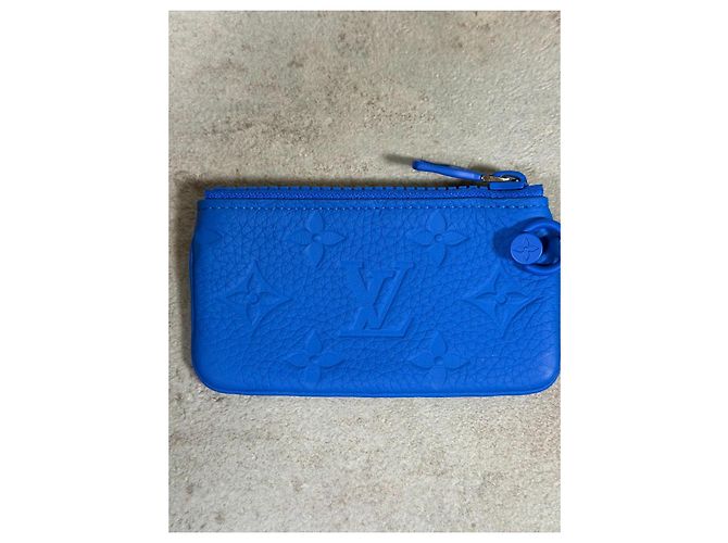 Louis Vuitton Pochette Chiavi Taurillon Monogram Blu Elettrico M67475 - vista 2