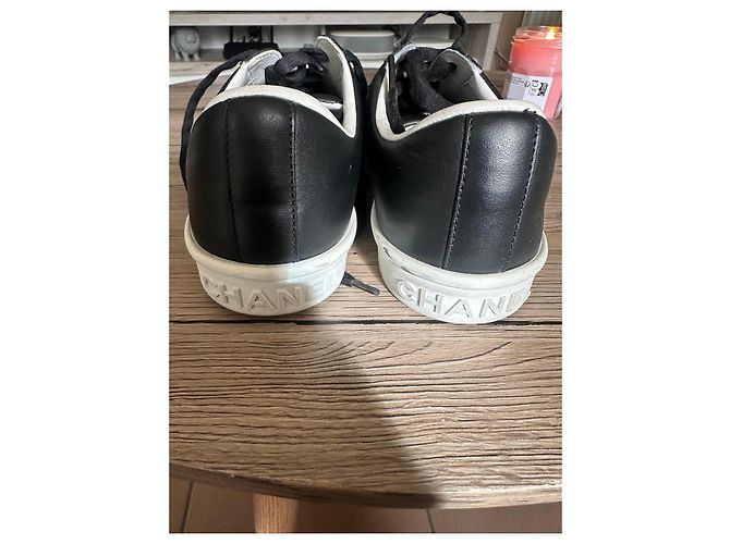 Chanel Sneakers in Pelle Nera Nero - vista 2