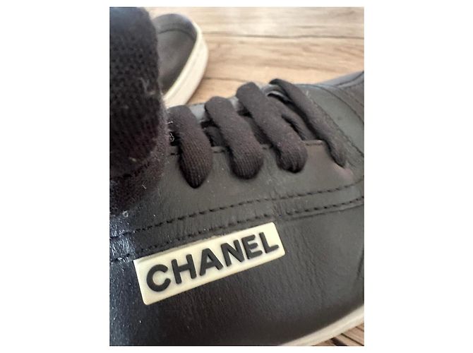 Chanel Sneakers in Pelle Nera Nero - vista 4