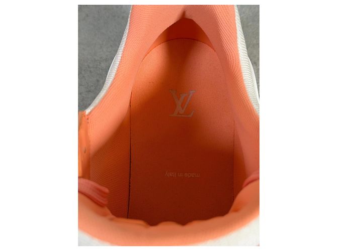 Louis Vuitton LV Trainer Pink Corail Monogram Rosa Bianco Corallo - vista 14
