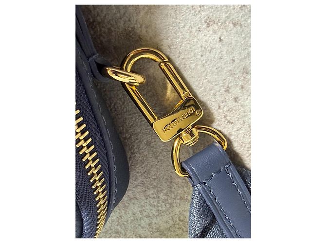 Louis Vuitton x NIGO Double Phone Pouch Denim Monogram Bleu M81060 Monogramme - vue 7
