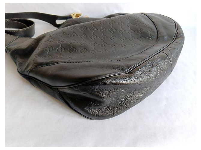 Bolsa de ombro Gucci couro preto monograma GG - vista 5
