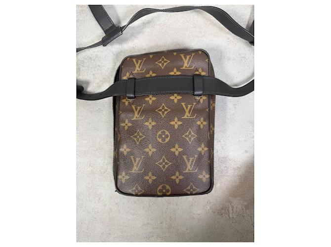 Louis Vuitton Utility Side Bag Monogram Solar Ray SS19 Marrone Monogramma - vista 3