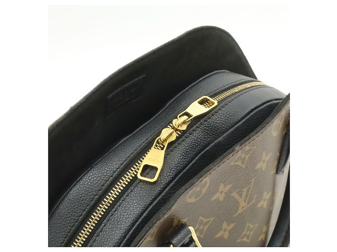 Borsa Louis Vuitton Monogram Alma in Noir Black Nero Monogramma - vista 7