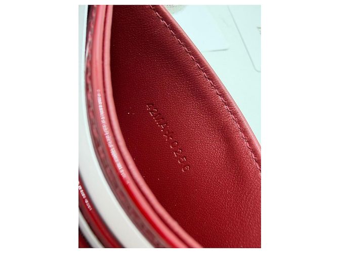 Dior Lady Dior Porta-cartões Verniz Bordeaux - vista 4